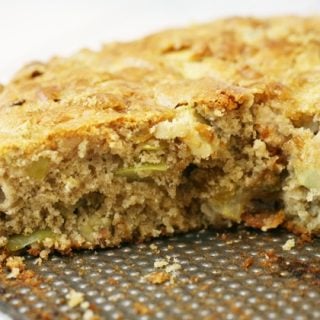 Easy Apple Cake With Fresh Apples