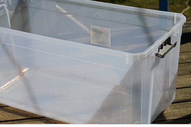 Plastic bin to use as a brooder