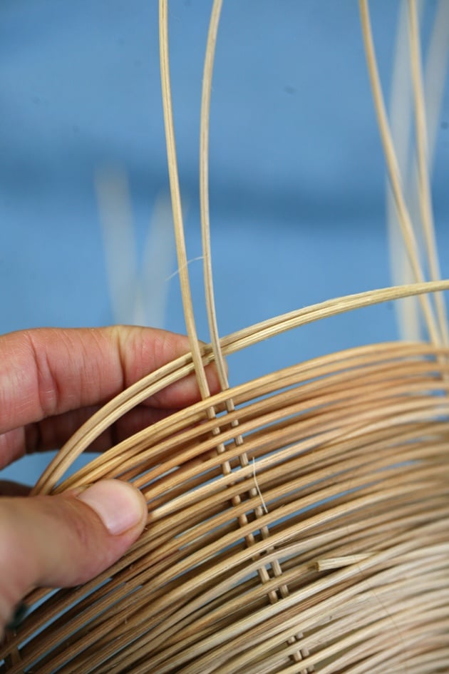 How to Weave a Basket - Lady Lee's Home