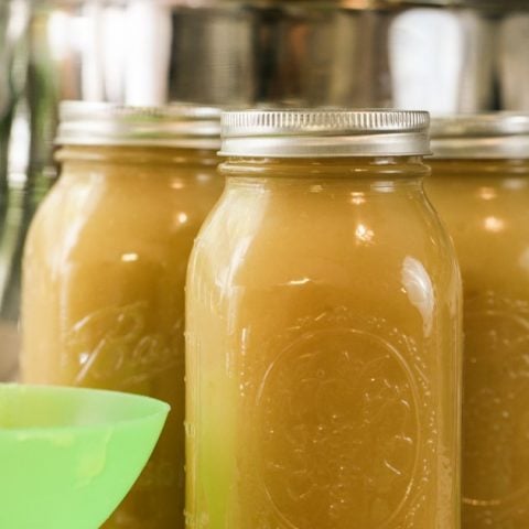 How to Make Applesauce and Can It