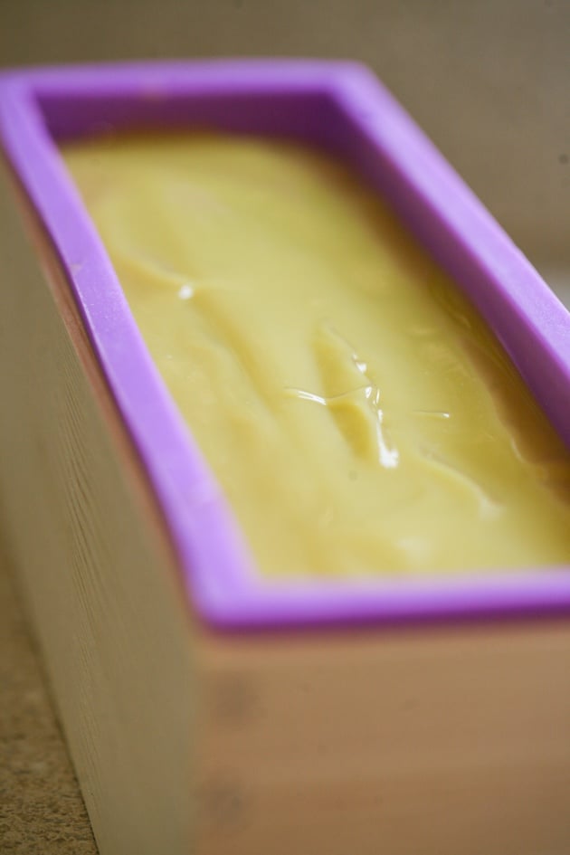 Is Creamy Lightly Colored Hot Process Goat's Milk Soap Possible?