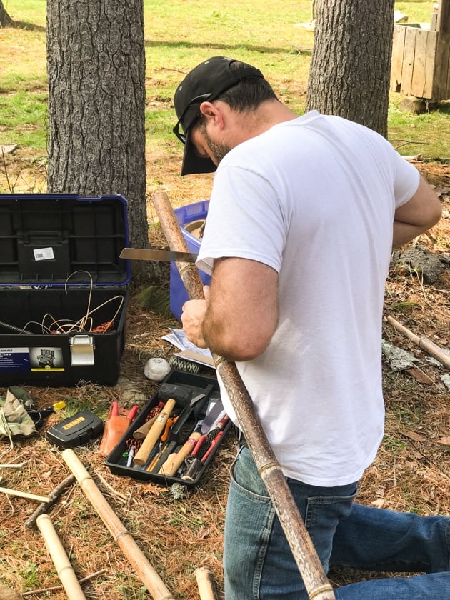 DIY Bamboo Screening. Let's learn about bamboo! It's an amazing plant that can be used for fencing and screening. Learn how to build a bamboo screen or a bamboo fence.