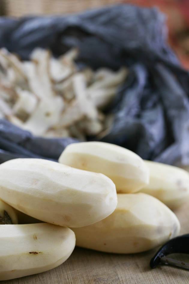 Peeled potatoes before blanching