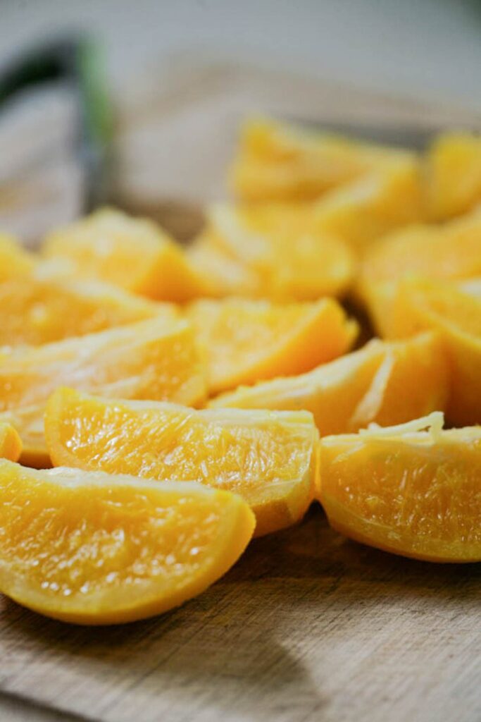 slicing the oranges