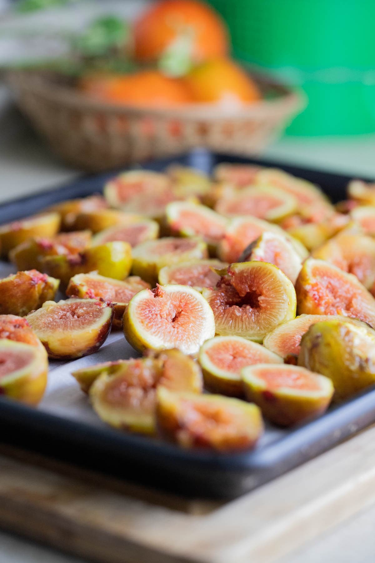 halved figs on a baking sheet
