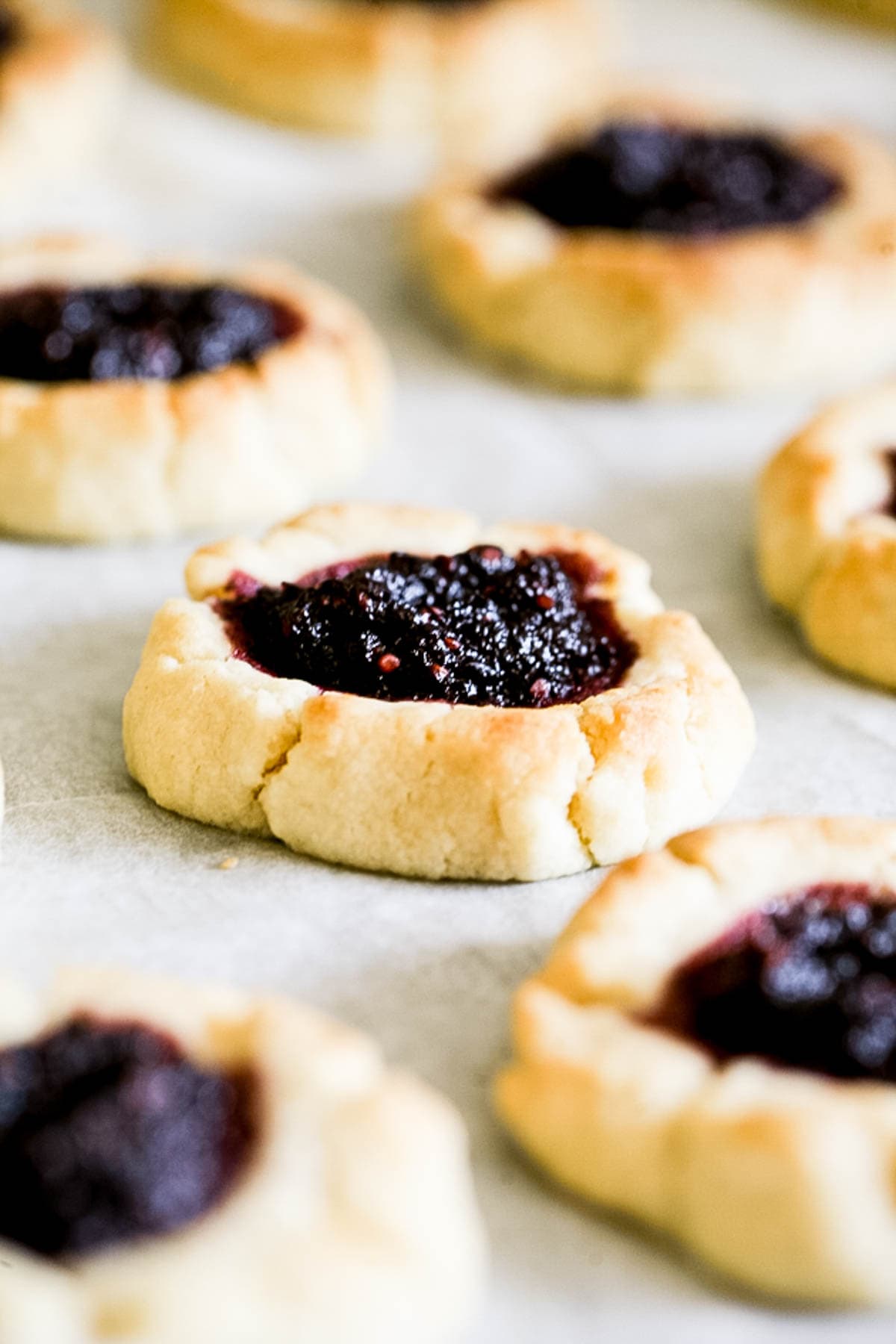jam filled mulberry cookies