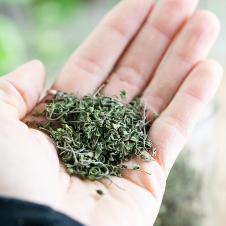 How to Dry Thyme